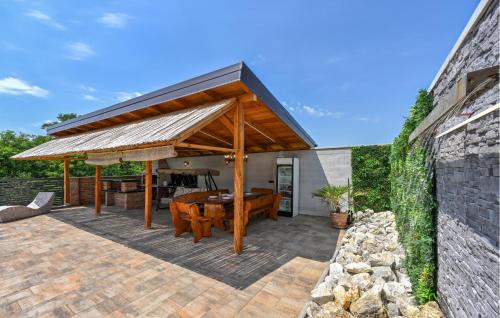 Ludbreg House | Stunning Home In Vinogradi Ludbreski