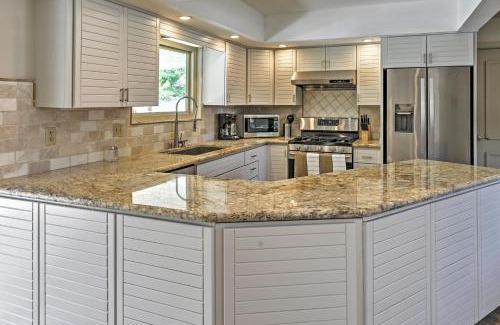 Rancho Oakey House | Stunning Home with Private Oasis - 1 half Mile to Strip