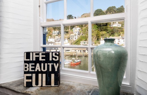 Polperro Cottage | Stunning house right by the sea, spectacular far reaching sea views in Polperro