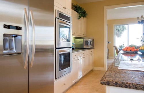 Lantana House | Stunning Intracoastal Beach Home w/Boat Dock