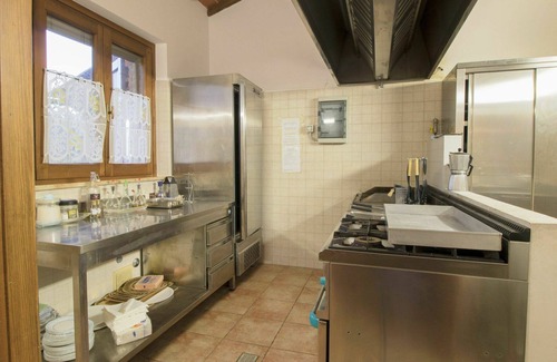 Po' Bandino Villa | Stunning private villa with private pool, WIFI, TV, patio, pets allowed and panoramic view