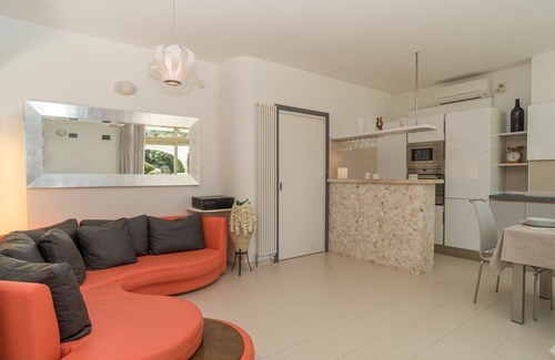 Santa Reparata Villa | Stunning private villa for 6 guests with hot tub, A/C, private pool, TV, patio and pets allowed