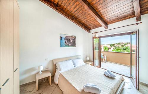 Costa Paradiso Apartment | Stunning Apartment In Trinitadagultu Ot With Wifi