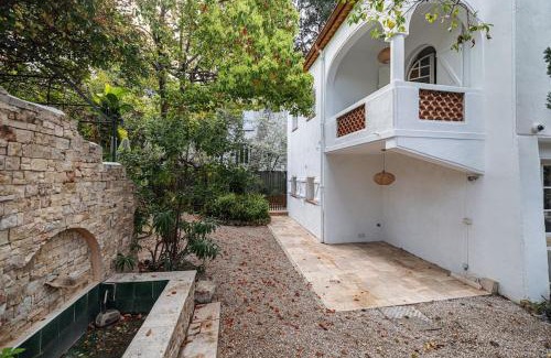 Juan-les-Pins Villa | Stunning Juan Les Pins 4 bed Villa with Pool