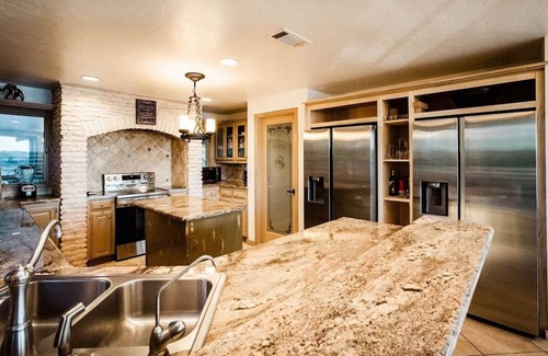 Lakeway House | Stunning Lakeway Paradise: Waterfront w Pool Spa