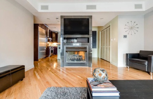 Ranch Triangle House | Stunning Lincoln Park Single-Family House with Fantastic Game Room