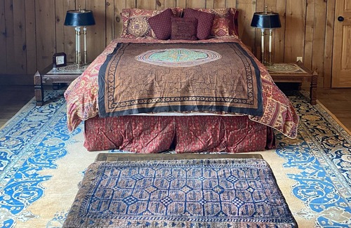 King House | Stunning Loft in the Heart of King Township