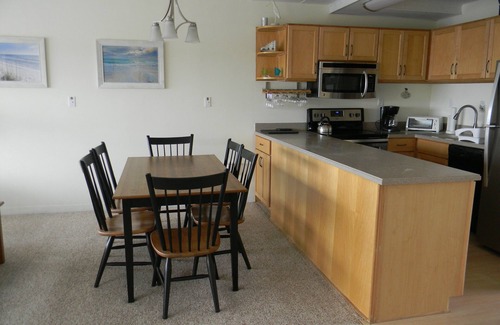 Rehoboth Beach Condo | Stunning Ocean View!