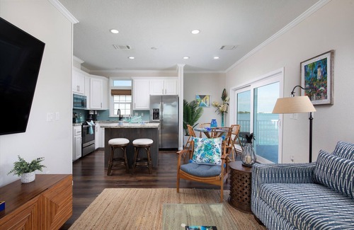 Cudjoe Key House | Stunning Ocean Views! 2BR Waterfront Home w/Dock in Gated Keys Community