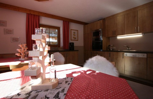 Ramsau im Zillertal House | Stunning private villa for 12 people with WIFI, TV, patio and pets allowed