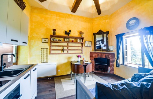 Chissay-en-Touraine House | Stunning private villa for 3 guests with WIFI, TV, terrace and panoramic view