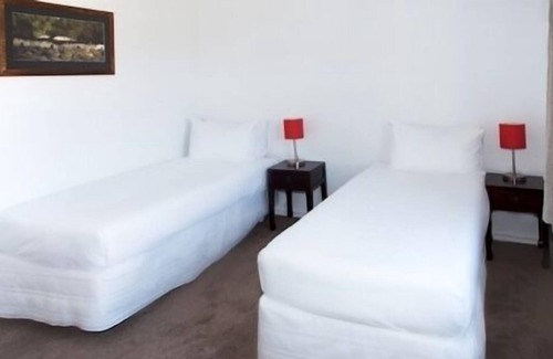 Wanaka Cottage | Stunning Pembroke Villa