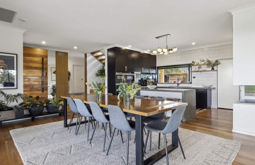 Korora House | Stunning, Pool, Sauna, Gym, Spa, Sleeps 13