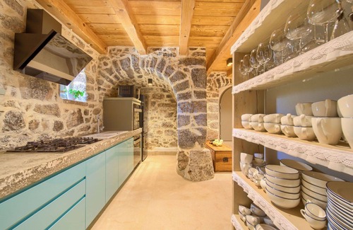Krk House | Stunning private villa for 12 guests with private pool, WIFI, hot tub, A/C, TV and terrace