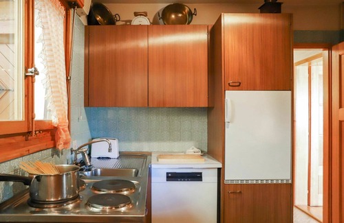 Barboleusaz House | Stunning private villa for 8 people with WIFI, TV and balcony