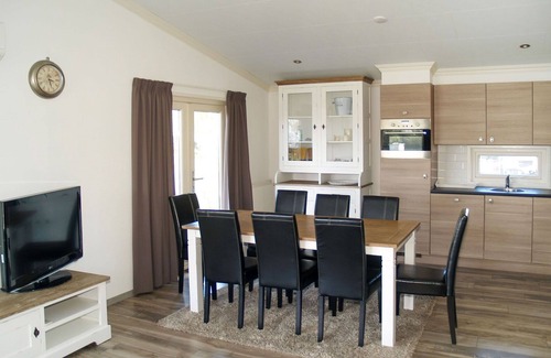 West-Graftdijk House | Stunning private villa for 6 guests with WIFI, TV and terrace