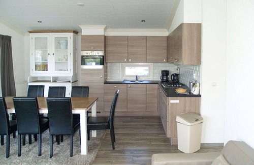 West-Graftdijk House | Stunning private villa for 6 guests with WIFI, TV and terrace