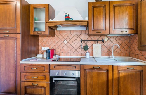 Montescudaio House | Stunning private villa for 3 guests with A/C, WIFI, patio and panoramic view