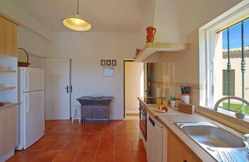 Monte Raposo Villa | Stunning private villa for 6 people with private pool, WIFI, TV and patio