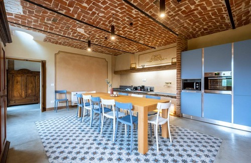 San Desiderio Villa | Stunning private villa for 10 people with WIFI, A/C, private pool, TV and patio