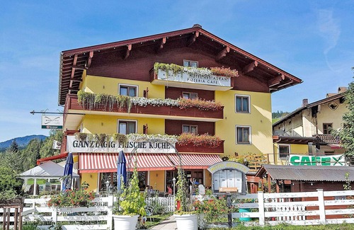 Achenkirch House | Stunning private villa for 36 people with WIFI, TV and terrace