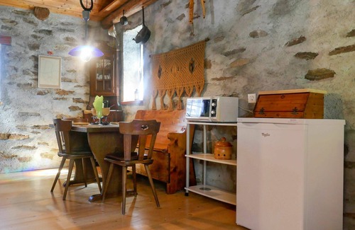 Acquarossa House | Stunning private villa for 2 guests with TV, terrace and panoramic view