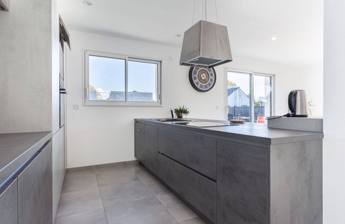 Bolleville House | Stunning private villa for 10 guests with WIFI, TV, terrace and pets allowed