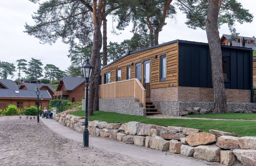 Langeberg House | Stunning private villa for 10 guests with WIFI, TV and terrace