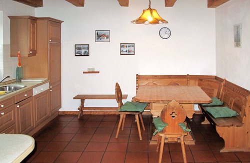 Witzmannsberg House | Stunning private villa for 6 people with WIFI, TV and terrace