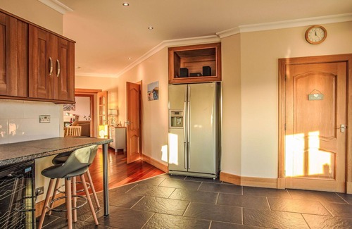 Aisgernis House | Stunning private villa for 17 guests with WIFI, hot tub, TV, patio and panoramic view