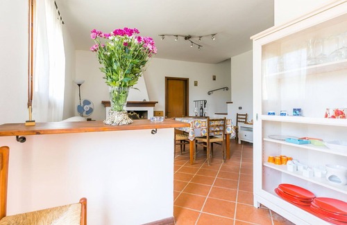 Scandicci Villa | Stunning private villa for 4 guests with WIFI, TV, patio, pets allowed and panoramic view