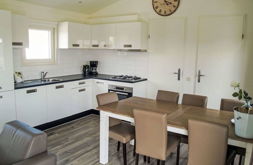 Willemsdorp House | Stunning private villa for 6 guests with WIFI, pool, TV and terrace