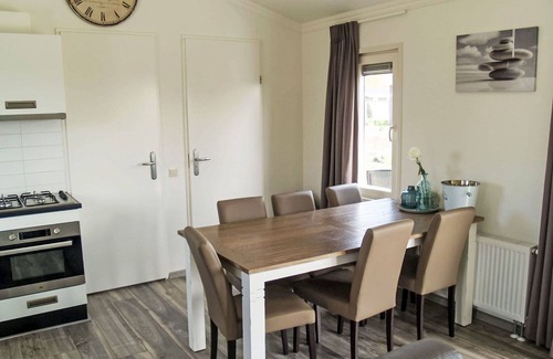 Willemsdorp House | Stunning private villa for 6 guests with WIFI, pool, TV and terrace