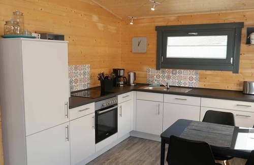 Alpenrod House | Stunning private villa for 4 guests with TV and terrace