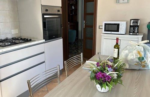Villa Campanile Villa | Stunning private villa with private pool, WIFI, A/C, patio and pets allowed, close to Lucca