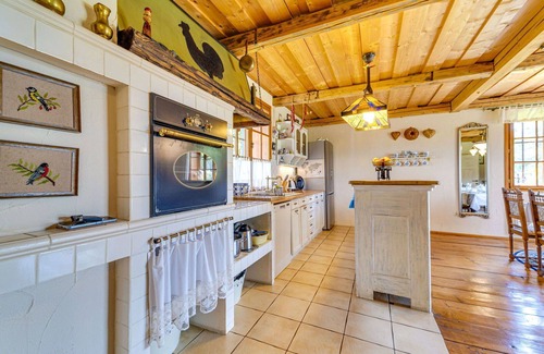 Gilowice Villa | Stunning private villa for 8 guests with WIFI, private pool, hot tub, TV, terrace and pets allowed