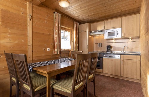 Schwendau House | Stunning private villa for 6 guests with WIFI, TV, terrace and pets allowed