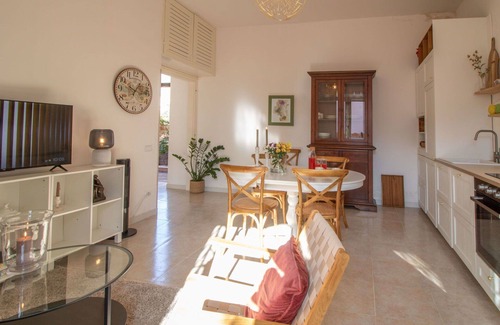 Anzio Villa | Stunning private villa for 8 people with A/C, WIFI and TV