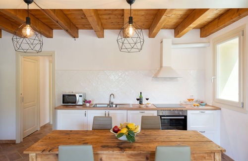 Borgo San Lorenzo Villa | Stunning private villa for 7 guests with private pool, WIFI, A/C, TV, patio and panoramic view