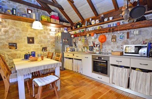 Seget House | Stunning private villa for 5 guests with A/C, WIFI, private pool, TV, terrace and panoramic view