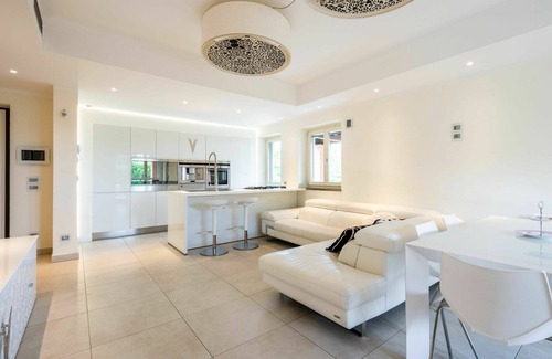 Settime House | Stunning private villa for 11 people with WIFI, private pool, A/C, TV and terrace