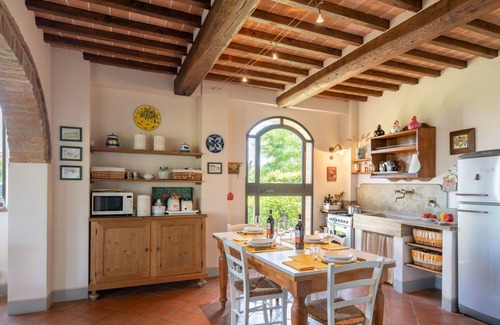 San Gimignano Villa | Stunning private villa for 6 people with private pool, WIFI, TV and panoramic view