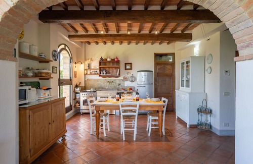San Gimignano Villa | Stunning private villa for 6 people with private pool, WIFI, TV and panoramic view
