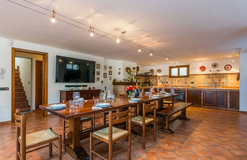 Cecina House | Stunning private villa with A/C, hot tub, private pool, WIFI, TV, patio and pets allowed