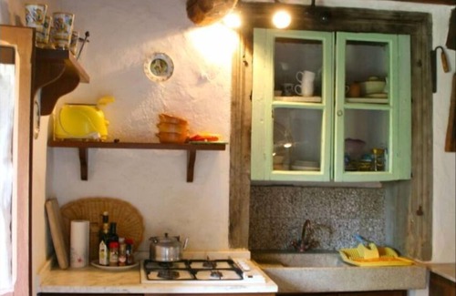 San Pietro a Cegliolo Villa | Stunning private villa for 5 guests with WIFI, private pool, pets allowed and parking
