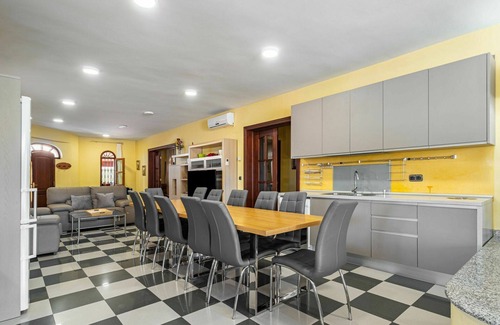 Baena Villa | Stunning private villa with WIFI, hot tub, A/C, private pool, TV, patio and pets allowed