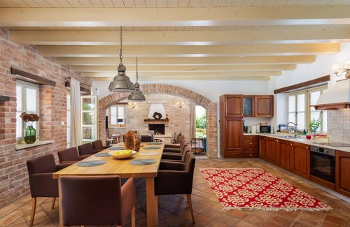 Mofardini House | Stunning private villa with WIFI, A/C, private pool, TV, terrace, pets allowed and panoramic view