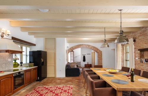 Mofardini House | Stunning private villa with WIFI, A/C, private pool, TV, terrace, pets allowed and panoramic view