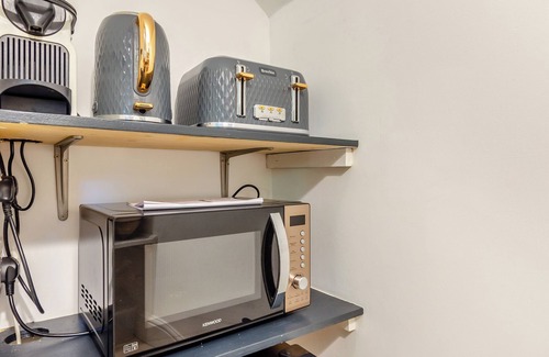 Balcombe Cottage | Stunning property with views of woodland and all that nature has to offer.