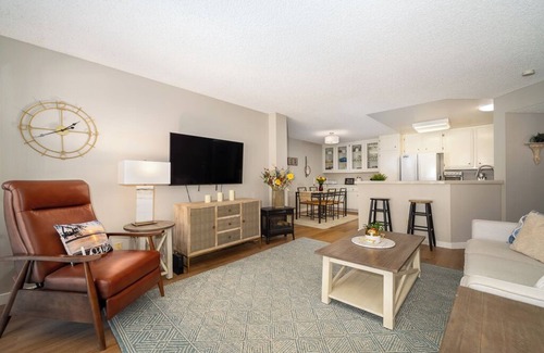 Rancho Bernardo Condo | Stunning Resort Living 2 bed Luxury Condo in Oaks North- READ DESCRIPTION
